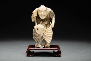 【善古堂】某有名オークション買入 江戸～明治時代物 特殊白材 漁師人物造像 宏中在銘豪華芯料使用 骨董品 古美術 0425-113S29