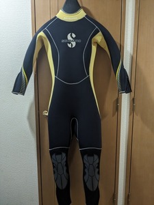 【送料無料】SCUBAPROスキューバプロ ダイビングスーツ着丈133cm スキューバ ダイビング ハンガー、ダイビングシューズ23,5cmフィン付き