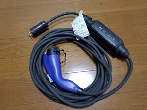 プリウスPHV 充電ケーブル 100V トヨタ レクサス