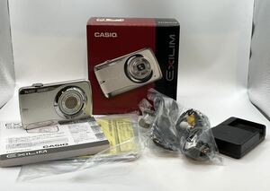 CASIO カシオ　EXILIM エクシリム コンパクトデジタルカメラ シルバー EX-Z550