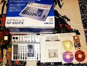  mixer Roland EDIROL M-100FX