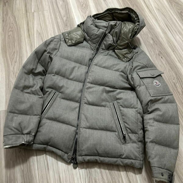 モンクレール　classe MONCLER ダウンジャケット