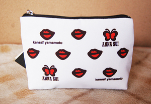 [ new goods ]ANNA SUI* Anna Sui × Yamamoto .. lip pattern pouch white 