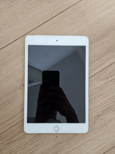 iPad mini 4 Wi-Fi + Cellular：A1550　ジャンク品