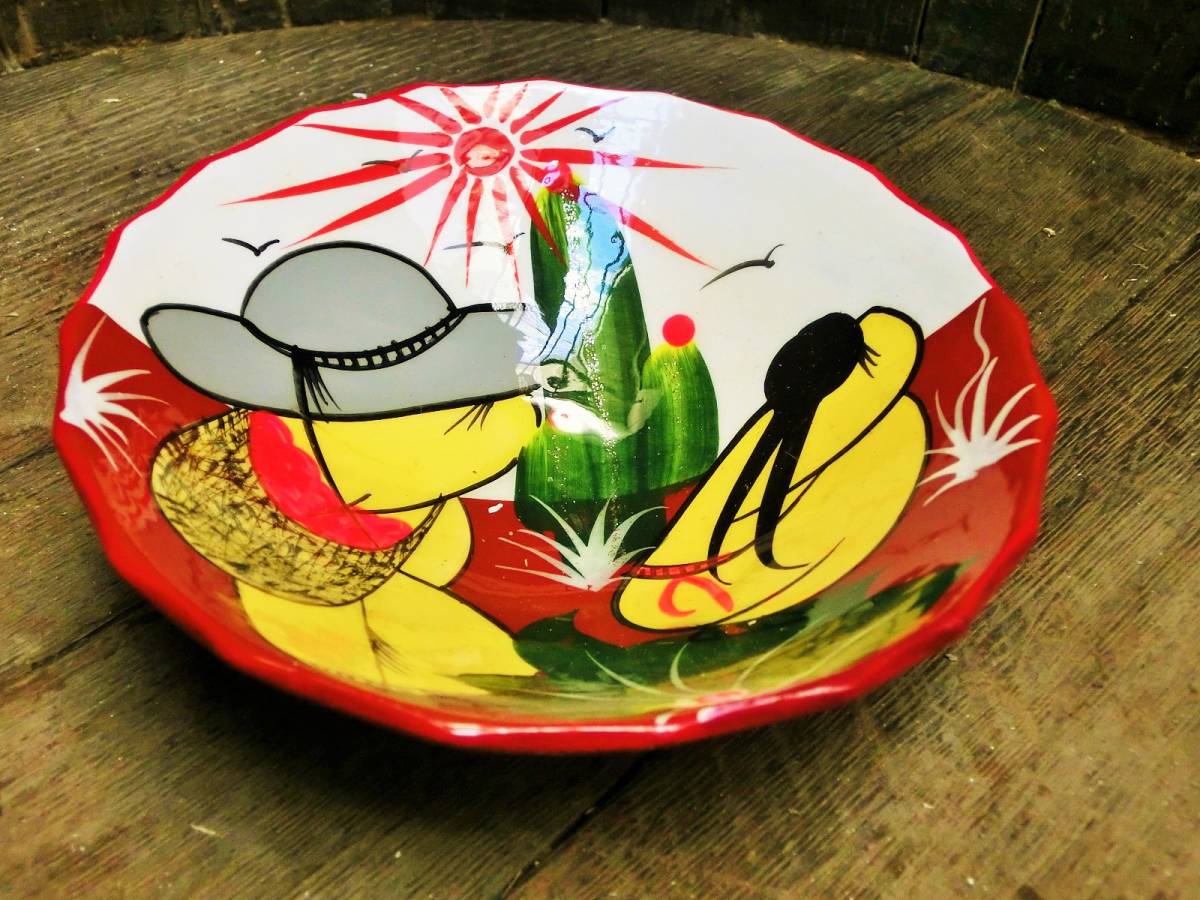 One of a kind [Free shipping under certain conditions] ☆New☆ [Mexico] Three-legged bowl, ceramic, *Medium size* Cactus* Colorful, handmade, side plate, sombrero, Western-style tableware, bowl, others