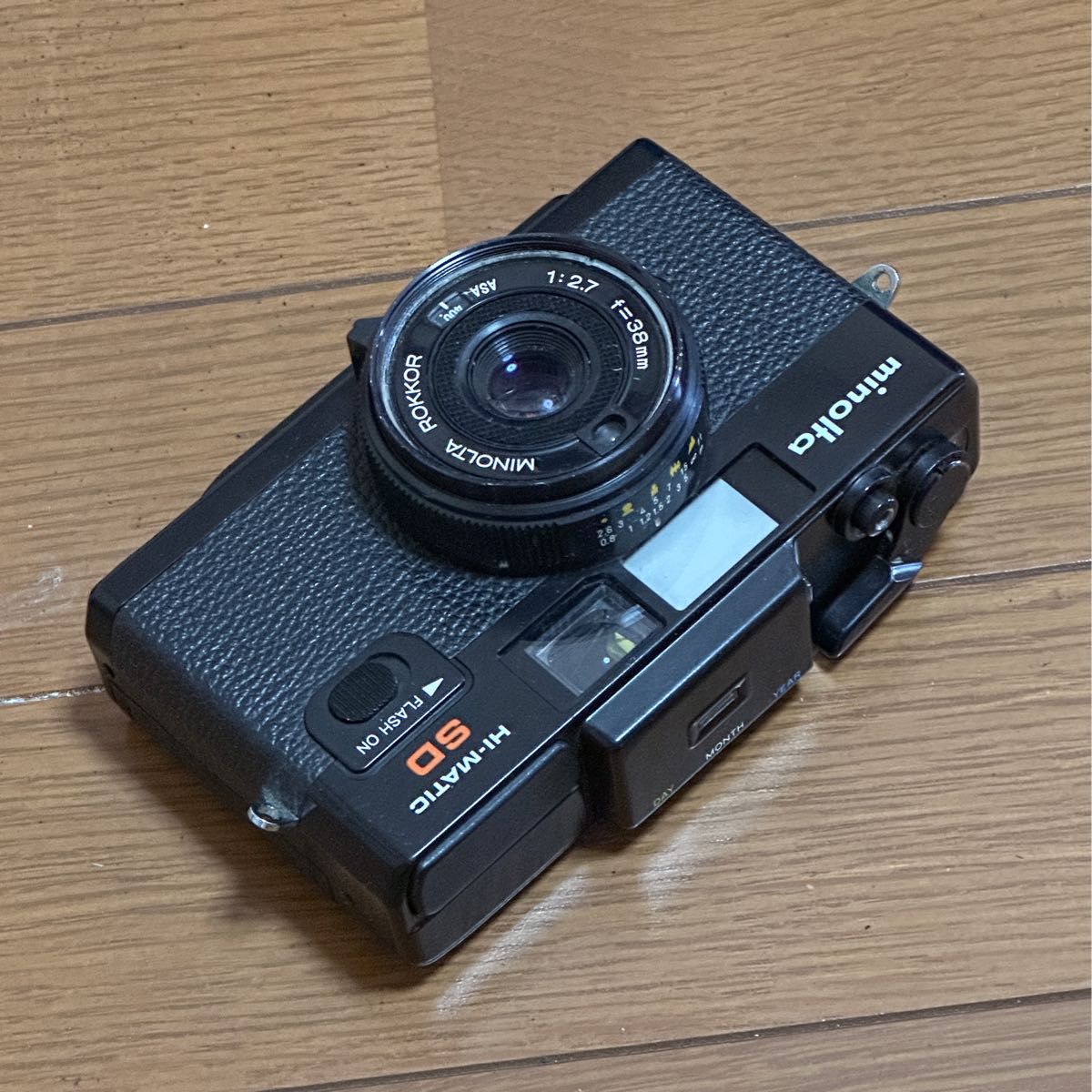 M6416 Nikon FE / NIKKOR 105mm 1 2 5 一眼レフカメラ ジャンク M6416 Nikon FE / NIKKOR 105mm 1 2 5 一眼レフカメラ ジャンク