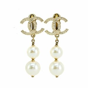 [1 jpy / beautiful goods ] Chanel CHANEL earrings here Mark fake pearl CC Gold clip type Drop swing 10./12. sphere A16K