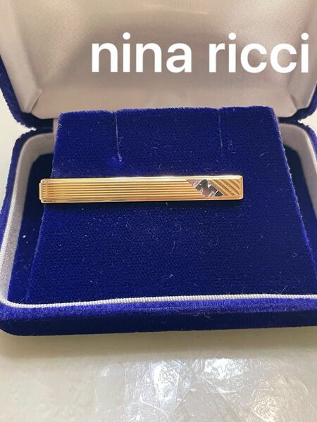 nina ricci タイピン