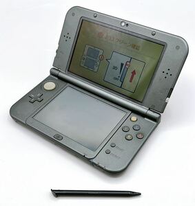 任天堂Newニンテンドー3DS LL メタリックブラック