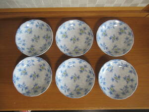 専山窯　小皿６枚セット　薄いブルー色の花柄