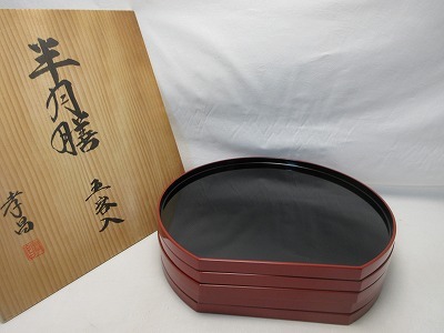 輪島塗 刷毛目半月卓上膳 美品 共箱 茶道 懐石膳 送料込 剥げ 輪島塗 刷毛目半月卓上膳 美品 共箱 茶道 懐石膳 送料込 剥げ