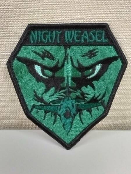 アメリカ空軍三沢基地　第35戦闘航空団 ナイトウィーゼル(35th FW Night Weasel)ワッペン　ベルクロ無し