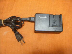 ●Panasonic パナソニック ビデオカメラ用 ACアダプター バッテリー充電器 VSK0696●