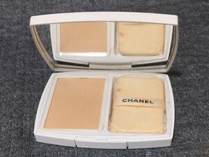 G4F029* Chanel CHANELru Blanc b lightning compact B20 SPF25 PA+++ foundation 12g