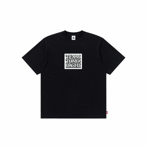 black eye patch TEAM TOMODACHI LABEL TEE BLACK Lチーム友達 ラベル ロゴ tシャツ