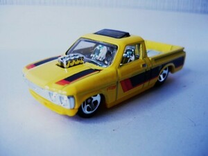 ホットウィール ミニカー　カスタム　’７２　シェビィー　ラブ　 ■HOTWHEELS CUSTOM '72 CHEVY LUV 2015