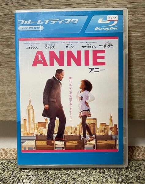 ANNIE/アニー('14米) Blu-ray ブルーレイ　レンタル落ち　 DVD