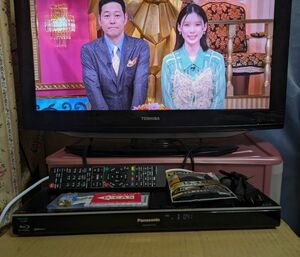 Panasonic ブルーレイレコーダー DMR-BWT520【完動品】【リモコンは各メーカーのテレビの設定出来ます】