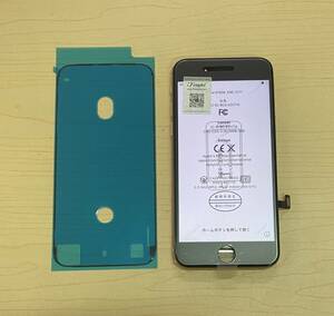 iPhone SE3 2022 純正再生品 フロントパネル 画面 液晶 修理 交換 カラー黒 、防水シール付き 。 ジャンク 1
