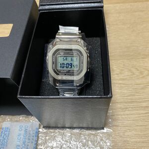 人気　G-SHOCK カシオ フルメタル GMW-B5000D-1JF 電波ソーラー Bluetooth 参考価格77000円