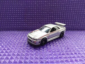 ホットウィール　ニッサン　スカイライン　GT－R R34 ミニカー