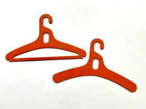 プラスチック ハンガー オレンジ スペースエイジ Vintage plastic hangers orange / 70’s space age mid century kartell danese