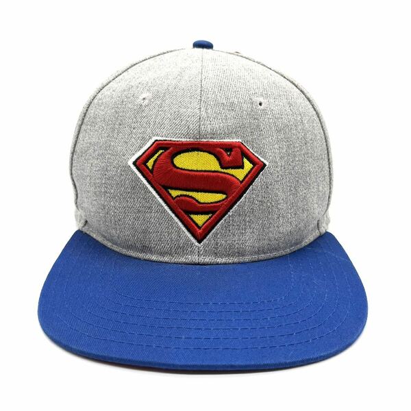 SUPERMAN(スーパーマン) 刺繍ロゴ 2トーンキャップ 灰色×青 6パネル スナップバック DCコミックス オフィシャル当時物 帽子 新品タグ付き