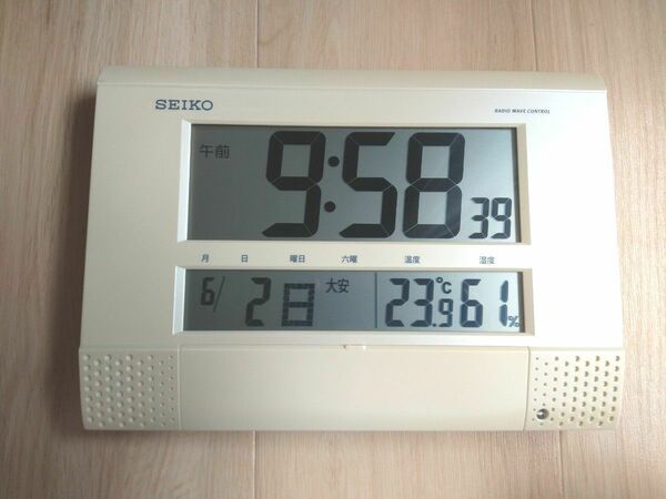 SEIKO プログラムチャイム付き電波時計