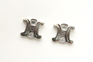 [1000 jpy ~]CELINE Celine Logo stud earrings Macadam SV925 stamp Logo earrings silver 925 Vintage K10 catch attaching 