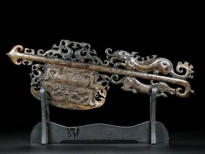 ◆旧蔵◆古美術 中国古玩 漢代　高古玉　和田玉彫り蟠龍戰斧　極細工　置物 擺件 古賞物　時代物 AT17