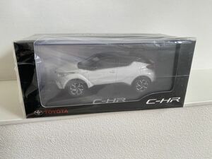 ★送料込み★ C-HR ミニカー トヨタ 1/30 カラーサンプル 2NA ブラック ホワイトパール 黒 白 2トーン 色見本 非売品 TOYOTA 前期