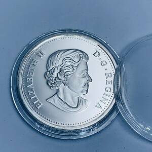 GU2247カナダ記念メダル エリザベス女王 開運 金運 財運 幸運コイン 風水の置物 美品 外国硬貨 海外古銭 コレクションコイン 重さ約18g