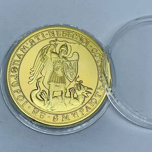 GU317 ウクライナ記念メダル 英雄不死 屠竜 ケース入り チャレンジコイン 美品 外国硬貨 海外古銭 コレクションコイン 貨幣 重さ約29g