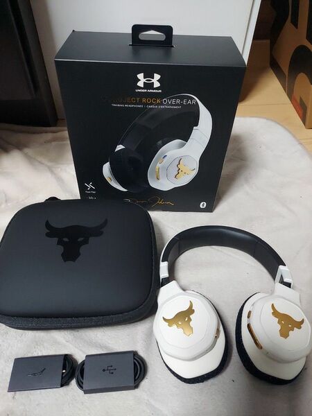 JBL UNDER ARMOUR ワイヤレスヘッドセット UA PROJECT ROCK OE　中古品