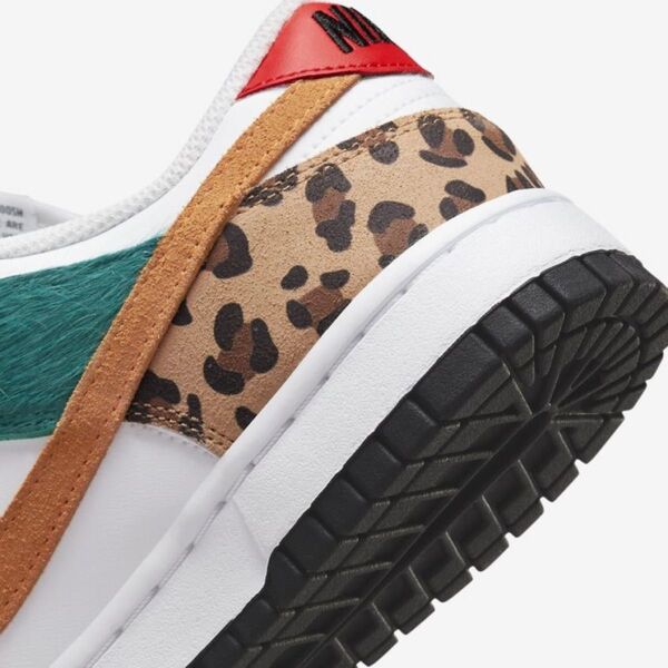 Nike WMNS Dunk Low パッチワーク