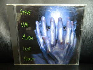 (4)　 STEVE VAI　　/　　ALIEN LOVE SECRETS　　　日本盤　 　 ジャケ、日本語解説 経年の汚れあり　　