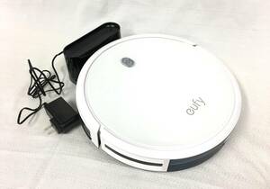  vacuum cleaner ANKER Eufy RoboVac11s white Junk accessory : charger, adaptor, cleaning brush, clamping band, box 