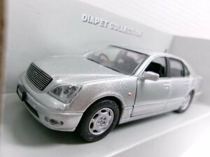 agatsuma Diapet 1/43 Toyota Celsior silver (6372-177)