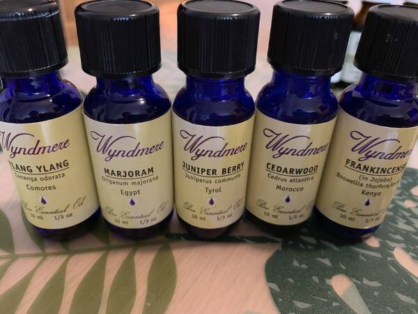 Sedona Pure Essential oil 5本セット フランキンセンス 、シダーウッド