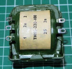 ヤフオク 1個 激安 ロシア軍用 400Hz 電源トランス TH11-220-400 220V 400Hz amp