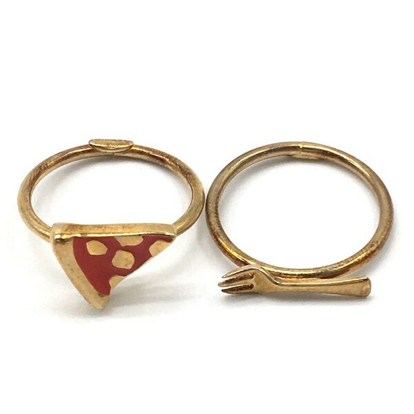 【32096】 新古品 DIESEL ディーゼル ゴールド ピザ フォーク チャーム 指輪 シンプル モチーフ かわいい ビジュー アクセント レディース
