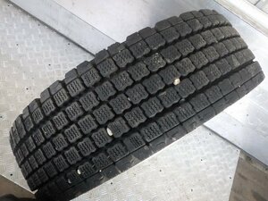 r458-27 ★ 中古 スタッドレスタイヤ 245/70R19.5 136/134J ブリヂストン W910 ホイール付き 大型 低床 ISO 1-0