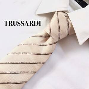 トラサルディ TRUSSARDI シルク 絹 ネクタイ ベージュ レギュラータイ ビジネス カジュアル フォーマル イタリア製 レジメンタルタイ