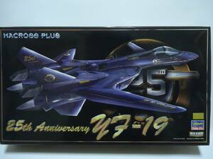 【中古】ハセガワ 超時空要塞マクロス VF-19 マクロス25周年記念塗装 (1/72スケールプラモデル)
