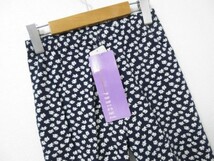 ◯/【新品】PARICHE 大人可愛い クロップドパンツ 8分丈ストレッチパンツ かわいい花柄 ネイビー 白 M-Lサイズ ■L18655SS18-180513-10_画像3