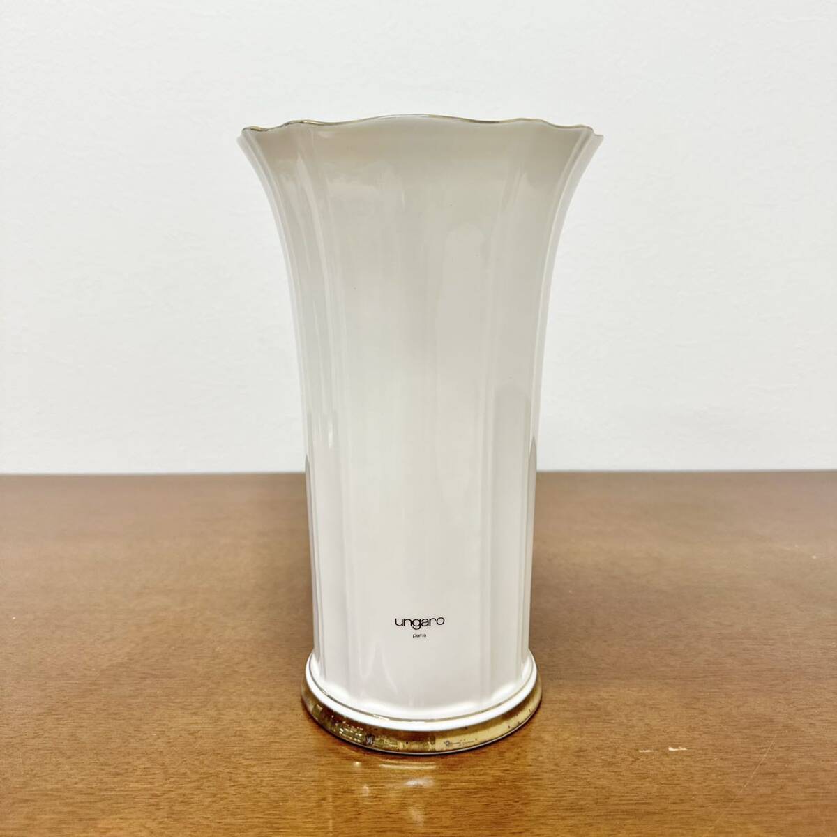 2025年最新】Yahoo!オークション -ungaro(花瓶)の中古品・新品 2025年最新】Yahoo!オークション -ungaro(花瓶)の中古品・新品