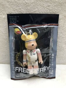 BE-01 BE@RBRICK FRED PERRY 70% 01 TENNIS フレッドペリー ベアブリック メディコムトイ