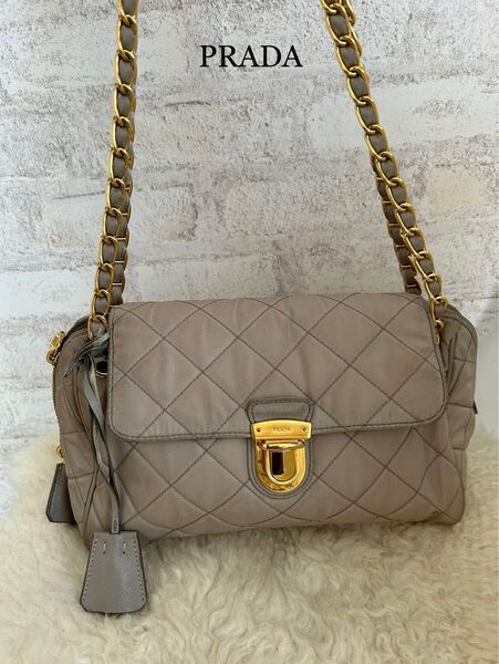 お値下げ!PRADA プラダ キルティングバック