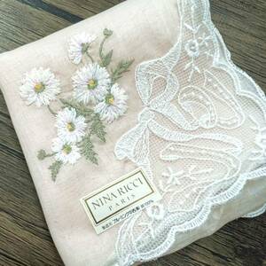 【未使用品】NINA RICCI ニナリッチ ハンカチ バンダナ ライトピンク系 花柄 刺繍 縁レース コットン 綿100％