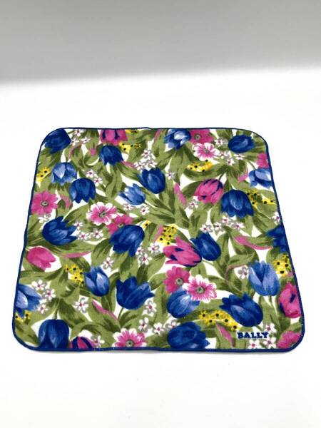 【未使用品】BALLY バリー タオルハンカチ ハンドタオル ブルー×ピンク×グリーン 花柄 チューリップ コットン 綿100% W29 H29